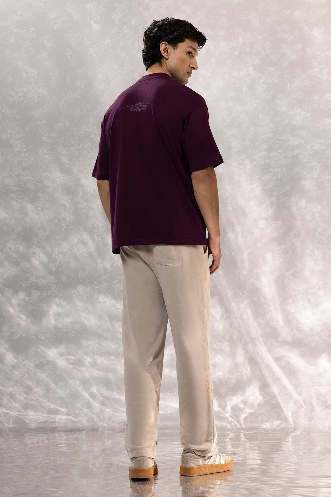 Oversized Graphic T-Shirt - D151