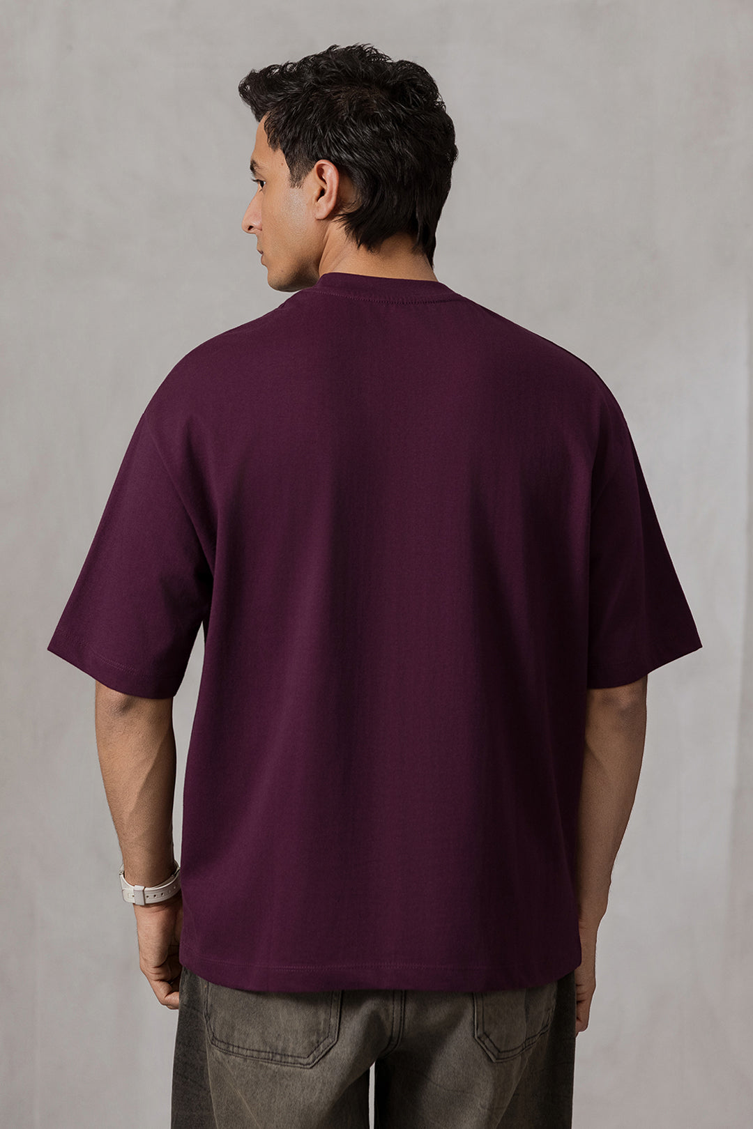 Oversized Graphic T-Shirt - D152