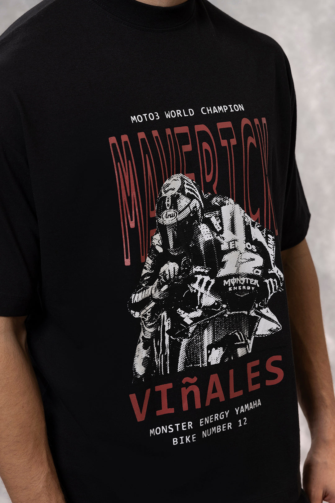 Oversized Graphic T-Shirt - D159