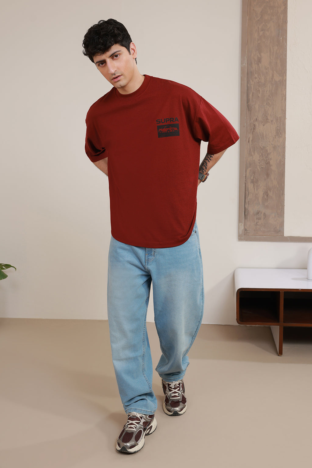 Oversized Graphic T-Shirt - D162