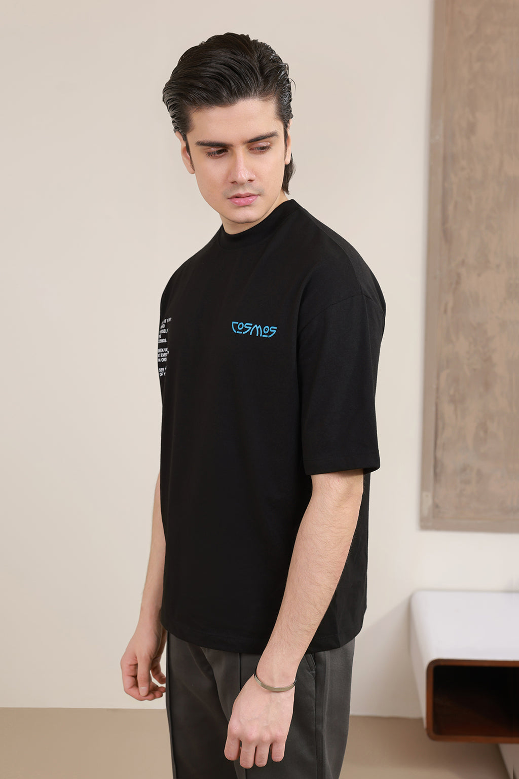 Oversized Graphic T-Shirt - D163