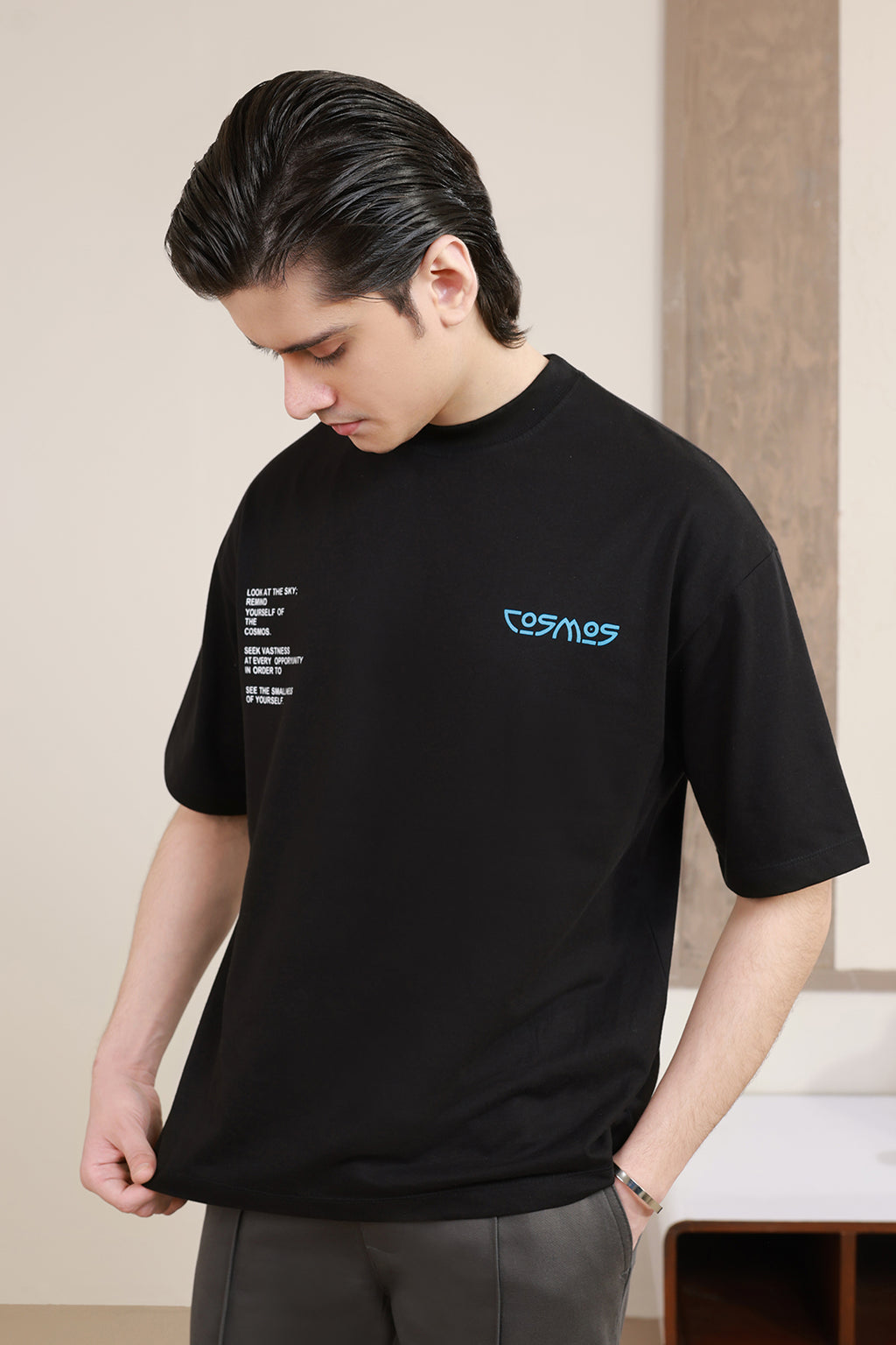 Oversized Graphic T-Shirt - D163