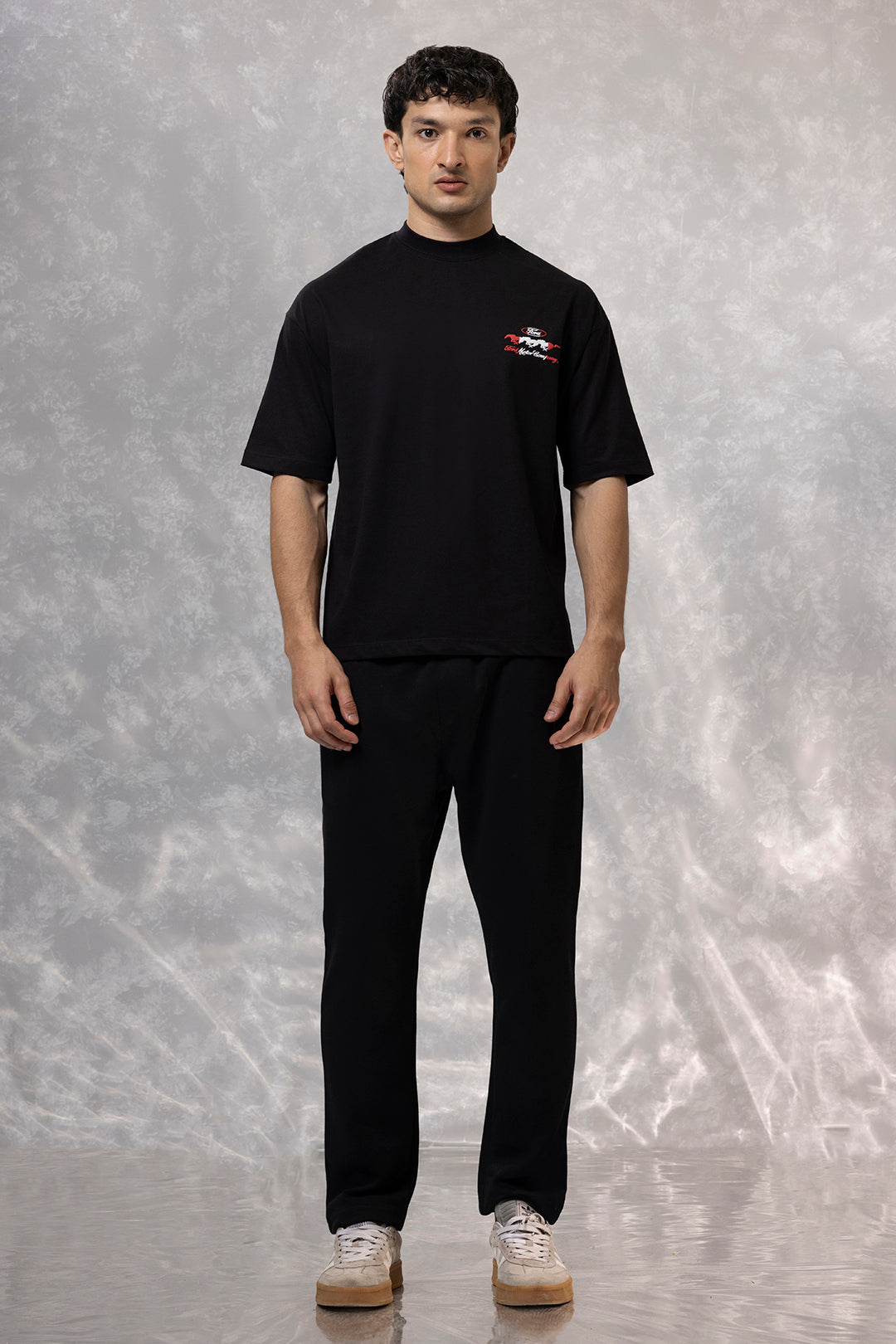 Oversized Graphic T-Shirt - D164