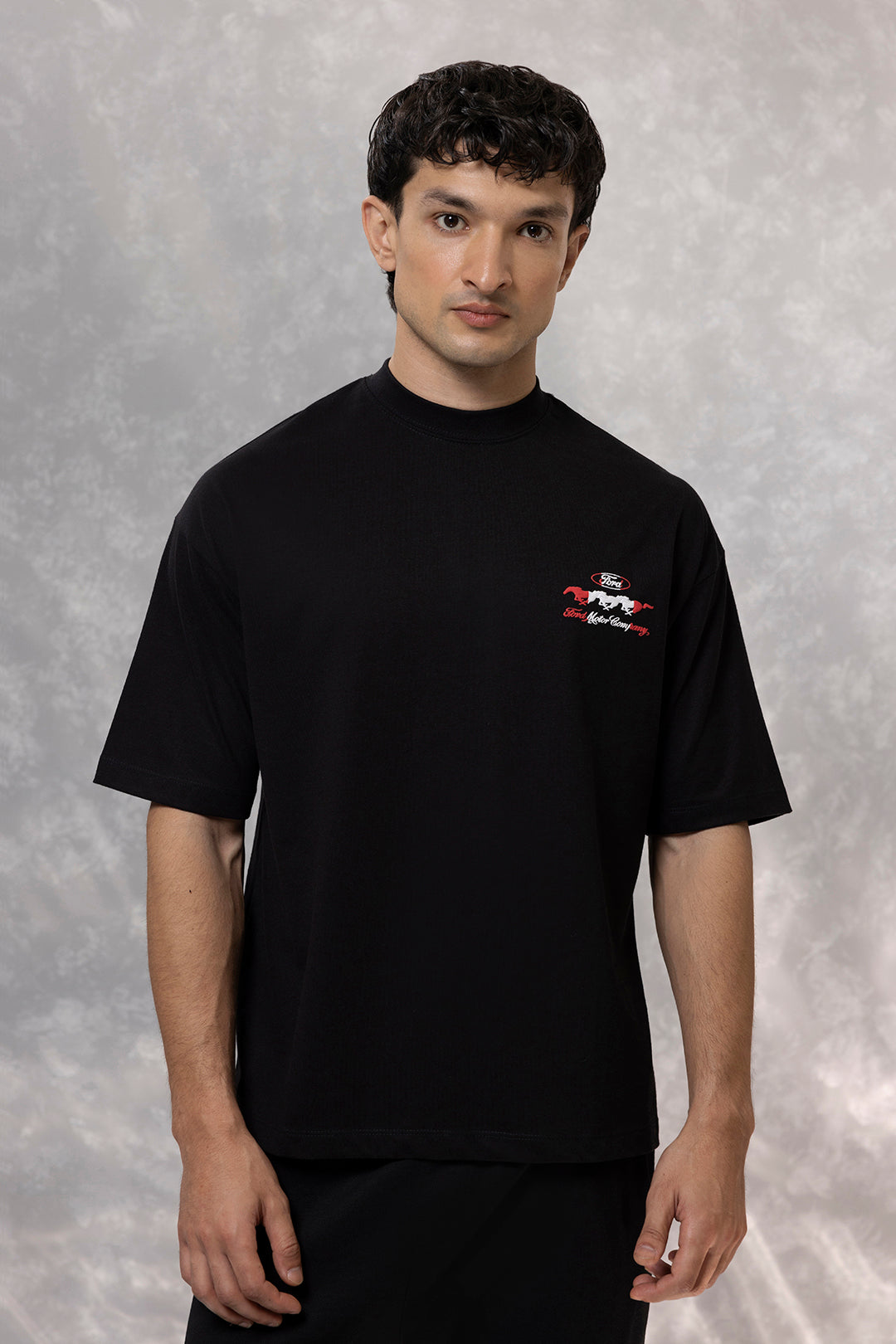 Oversized Graphic T-Shirt - D164