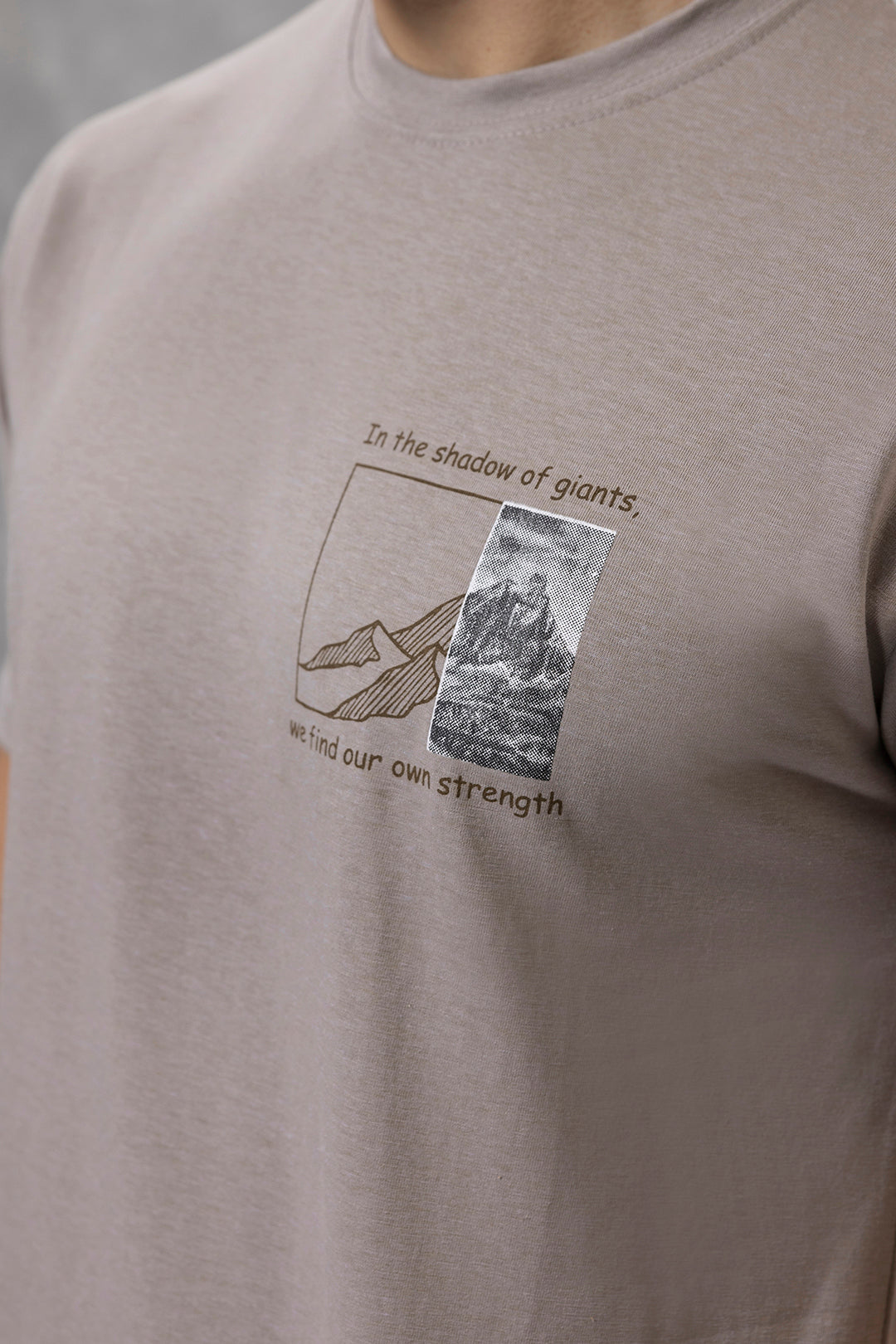 Graphic T-Shirt - R386