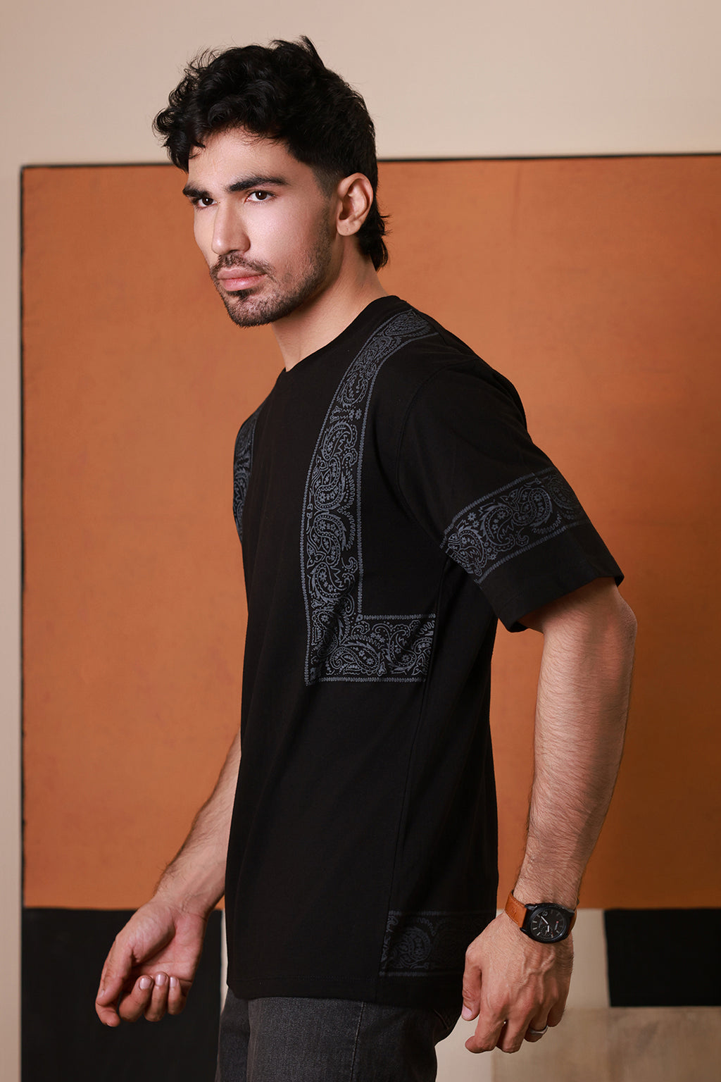 Relax Graphic T-Shirt - X012