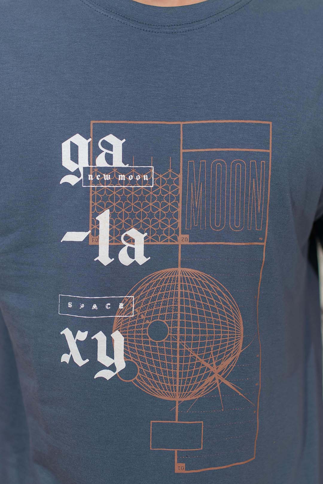 Relax Graphic T-Shirt - X037