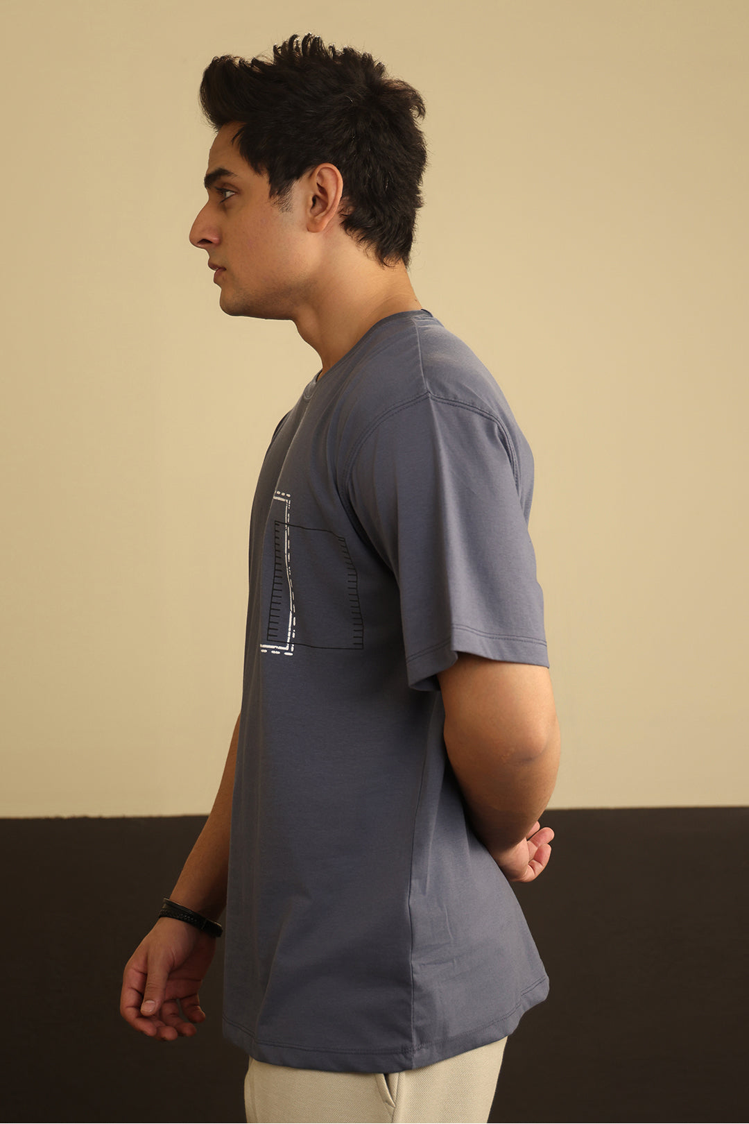 Relax Graphic T-Shirt - X041