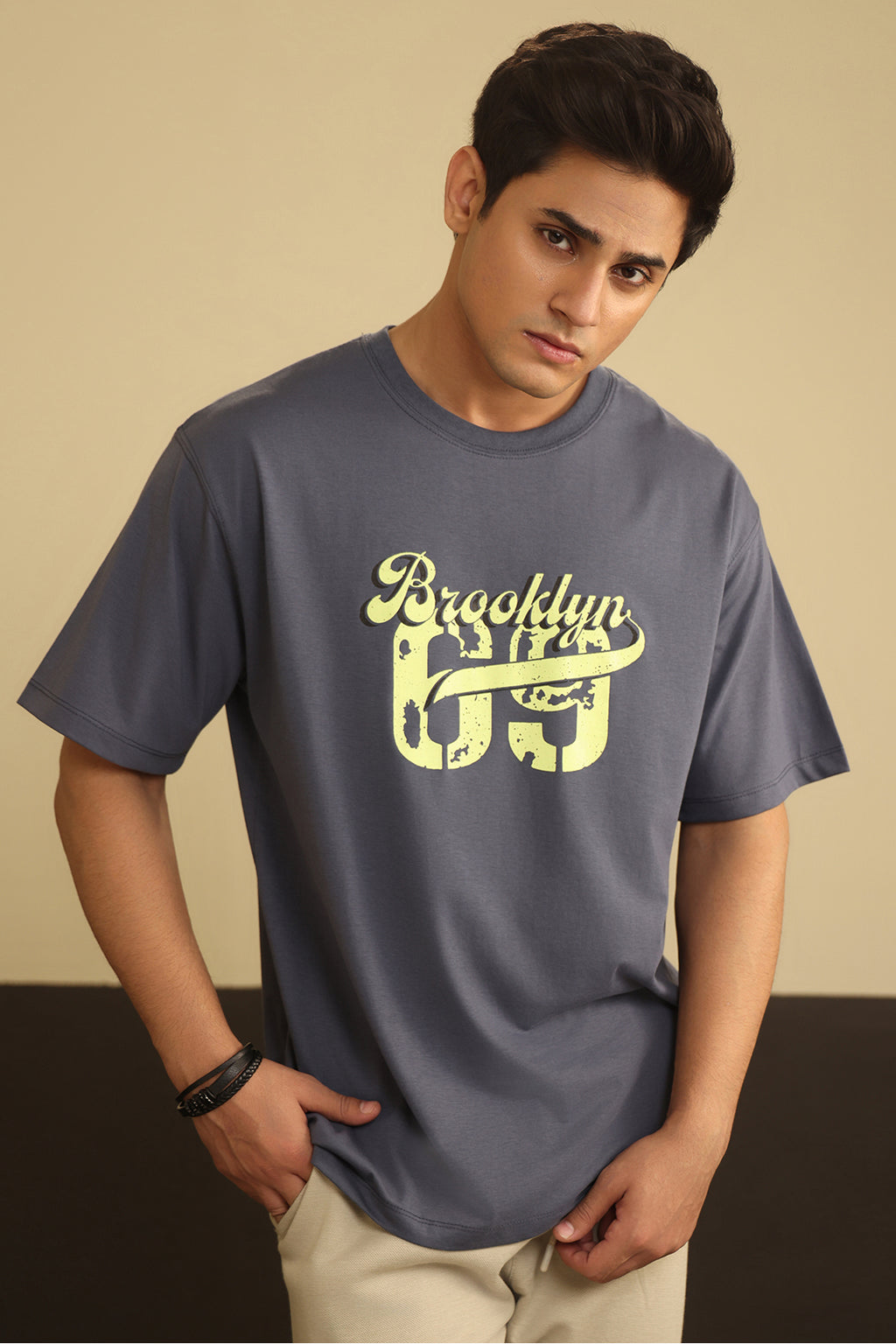 Relax Graphic T-Shirt - X042
