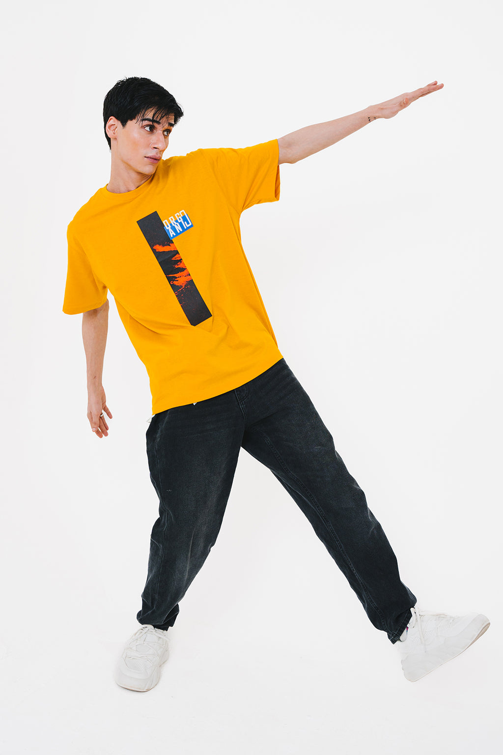 Relax Graphic T-Shirt - X057