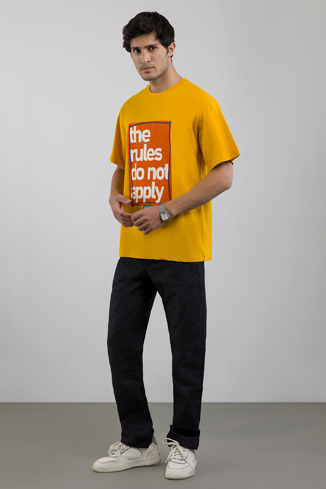 Relax Graphic T-Shirt - X059