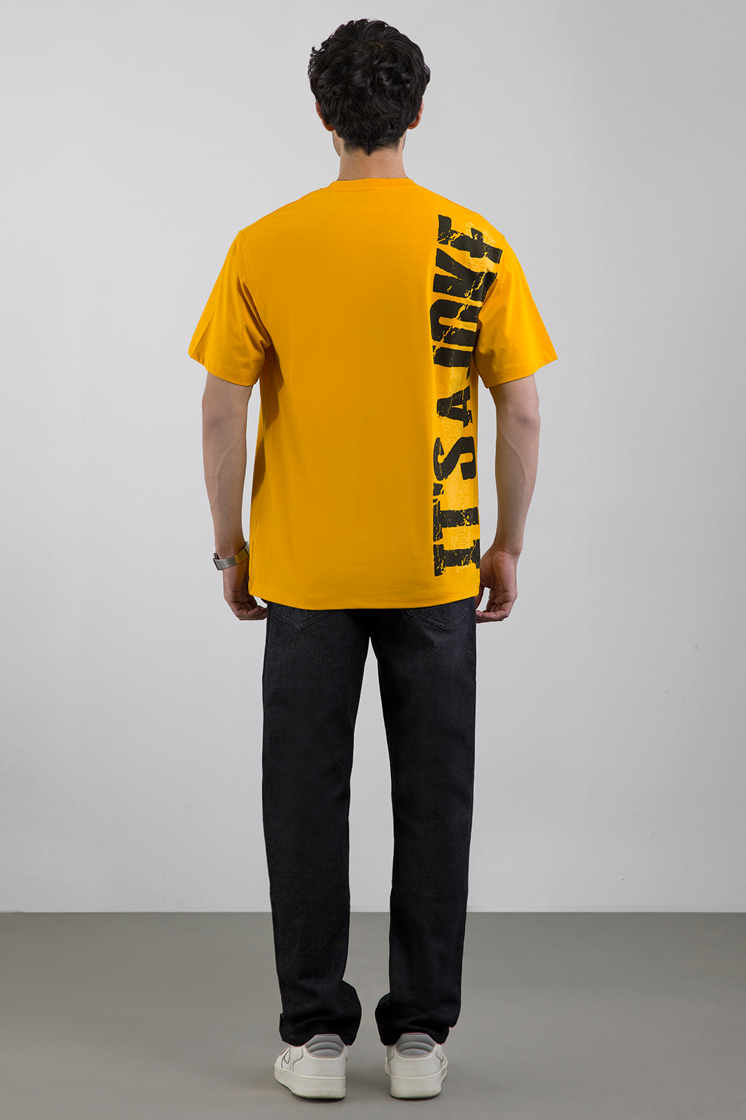 Relax Graphic T-Shirt - X062