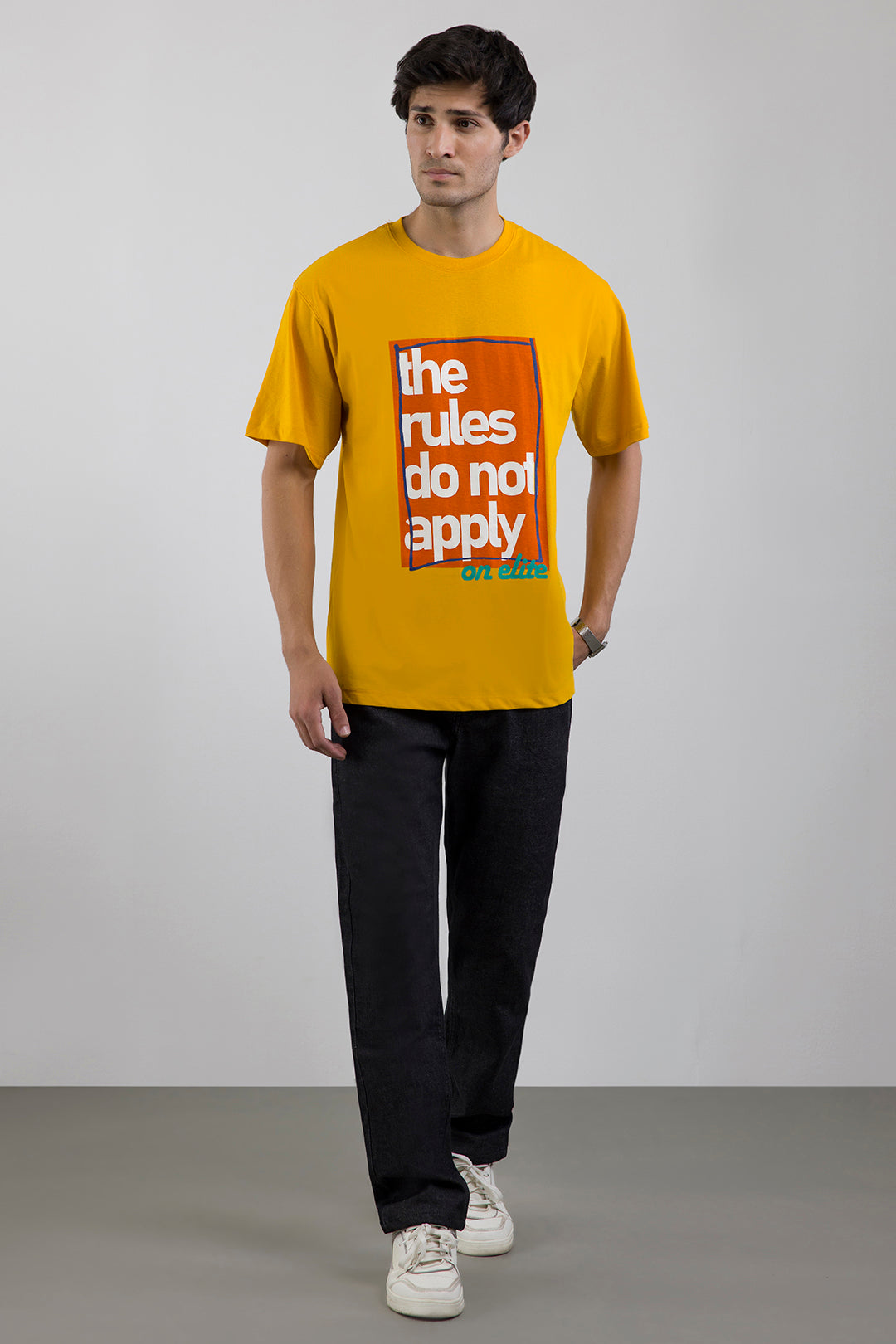 Relax Graphic T-Shirt - X059