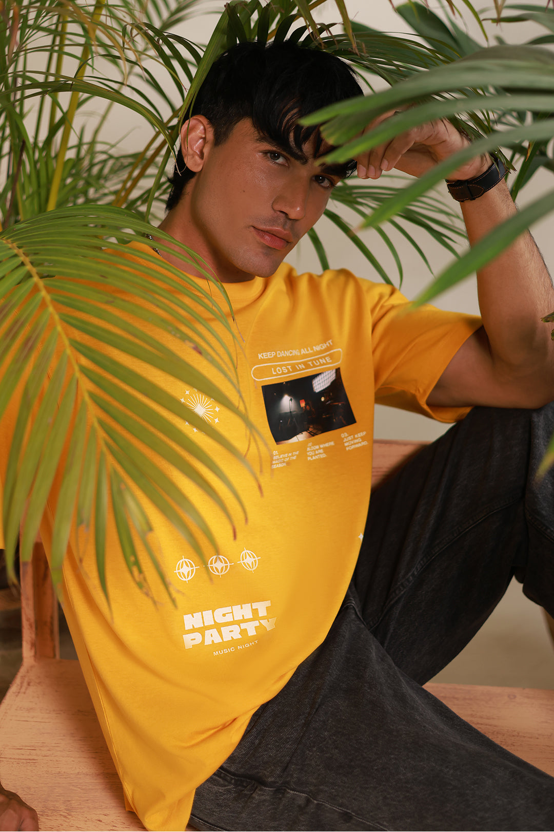 Relax Graphic T-Shirt - X063