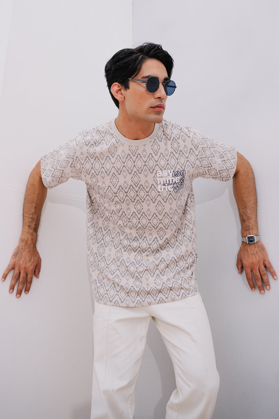Relax Graphic T-Shirt - X079