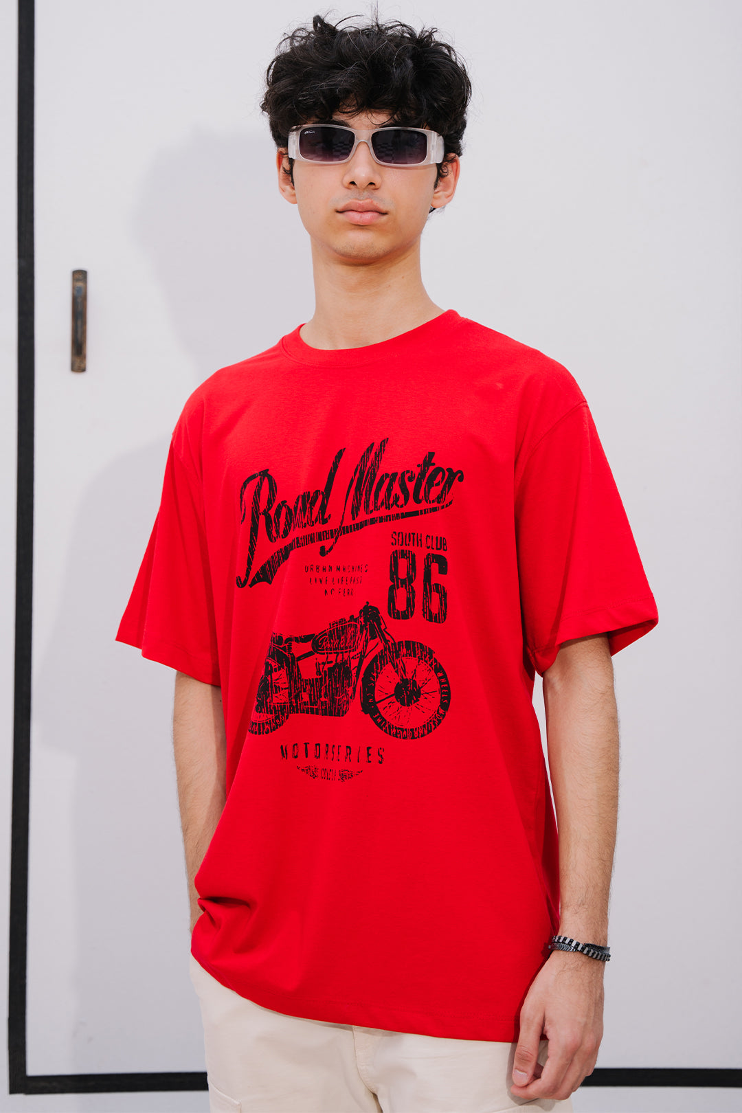 Relax Graphic T-Shirt - X092