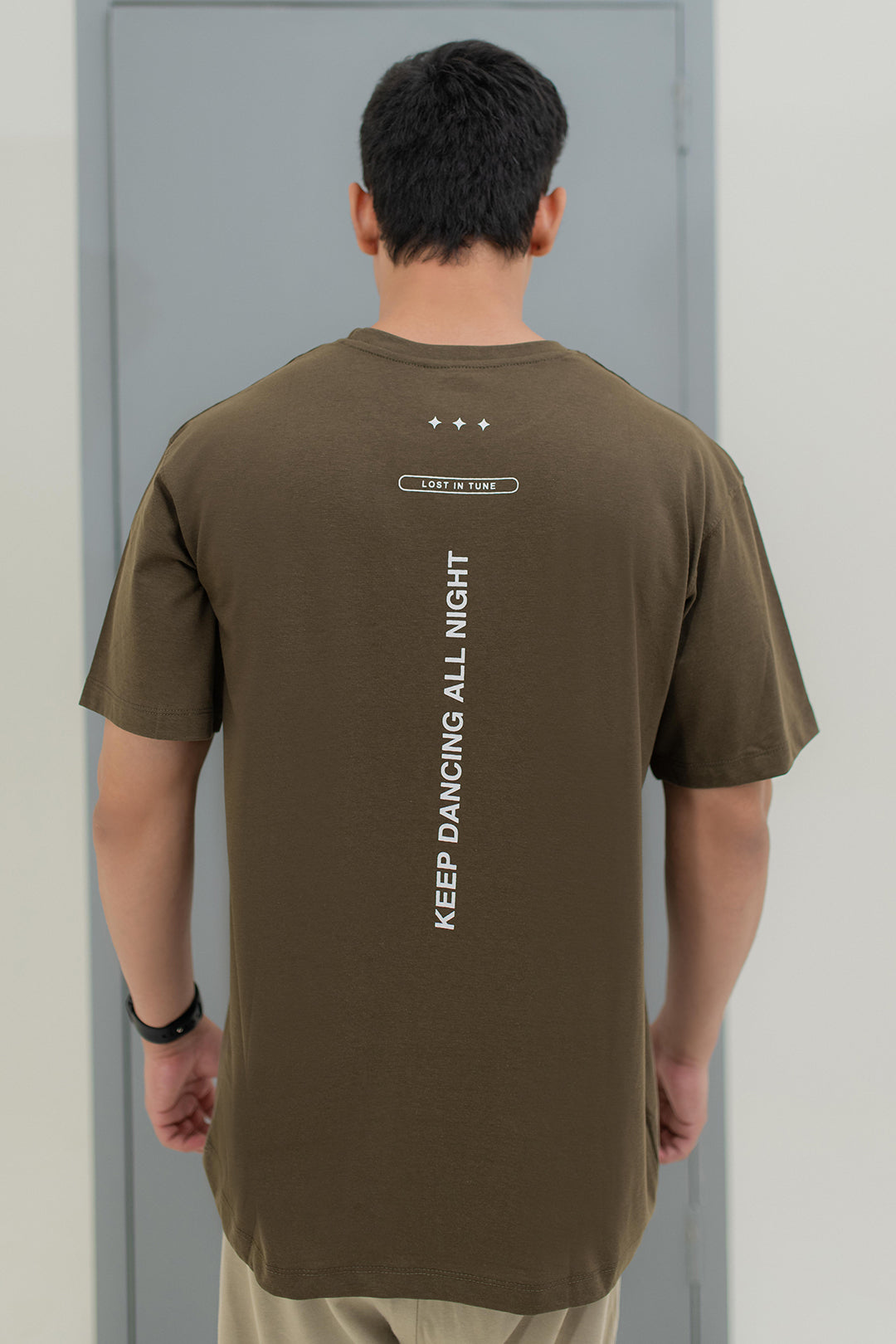 Relax Graphic T-Shirt - X101