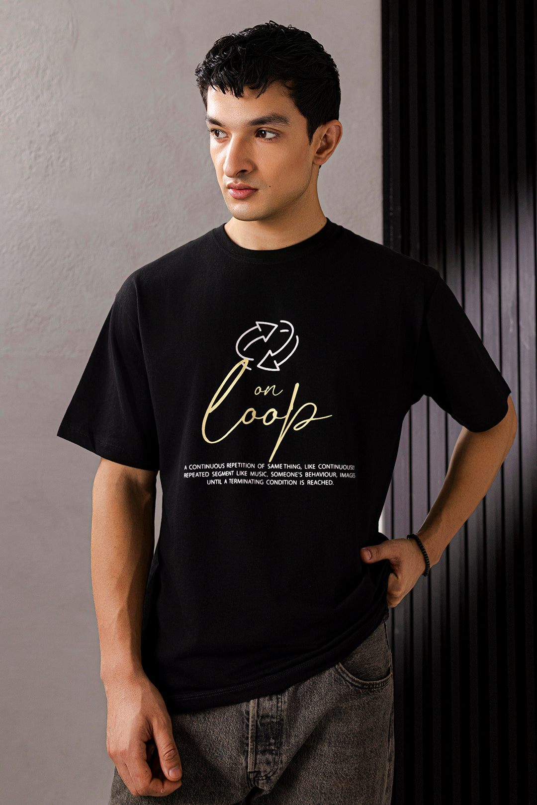 Relax Graphic T-Shirts - X119