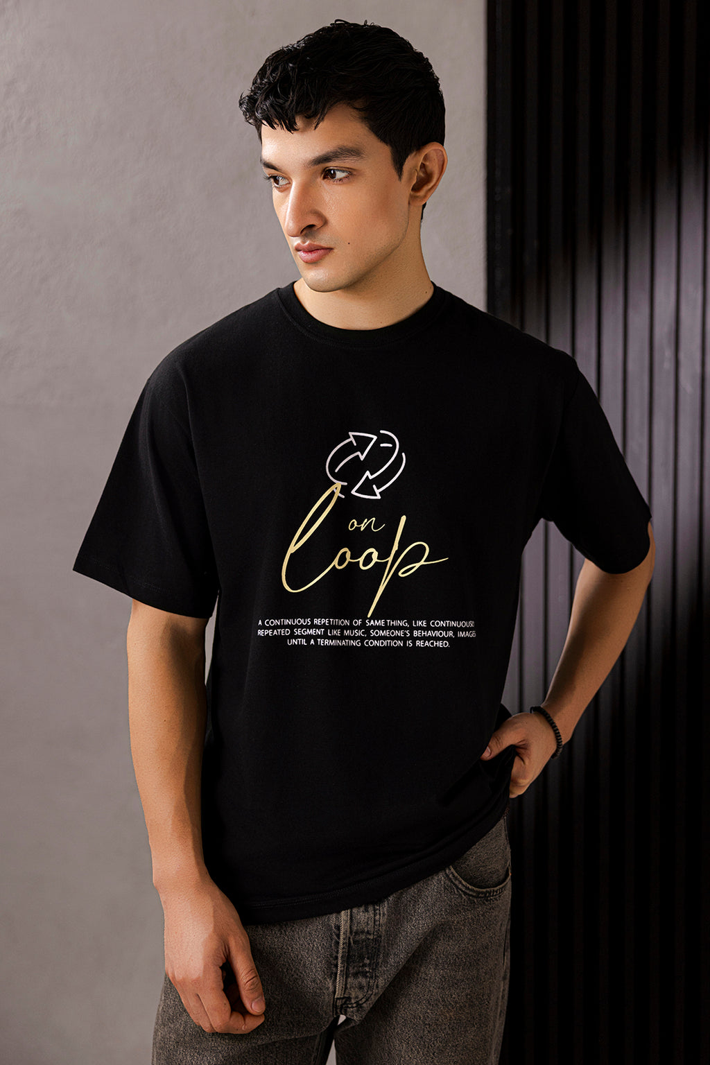 Relax Graphic T-Shirts - X119