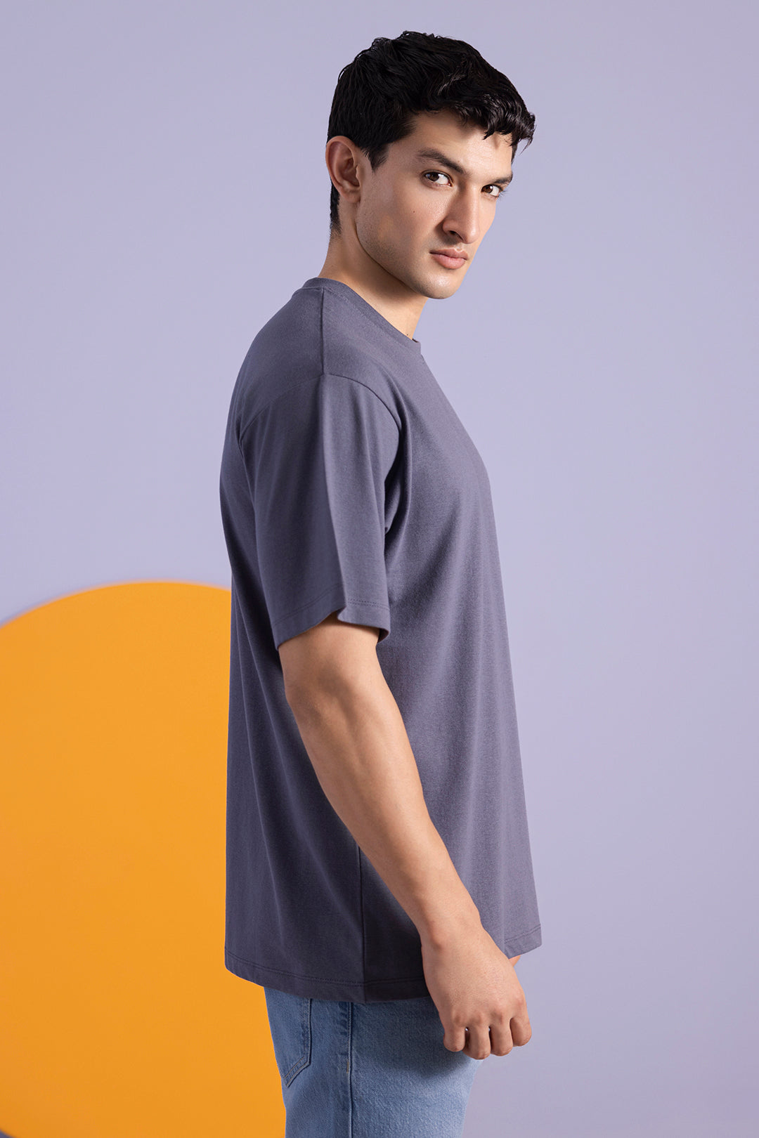 Relax Graphic T-Shirts - X137