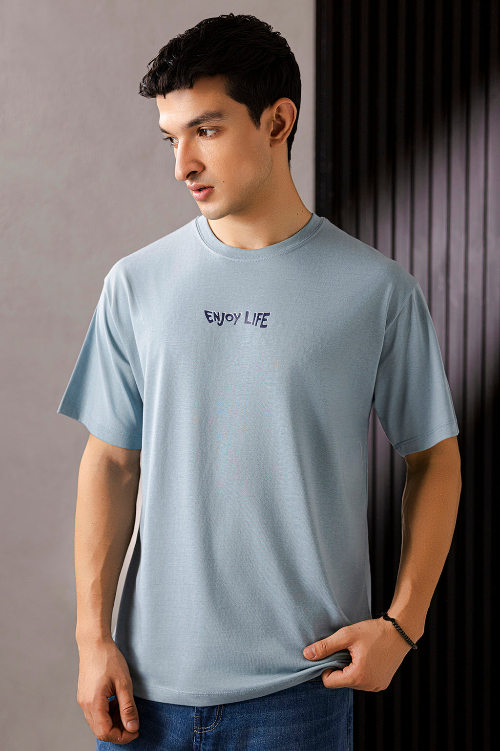 Relax Graphic T-Shirt - X154