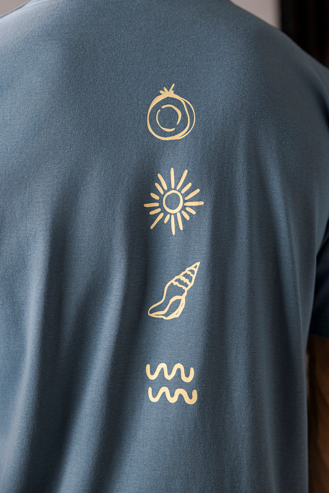 Relax Graphic T-Shirt - X174