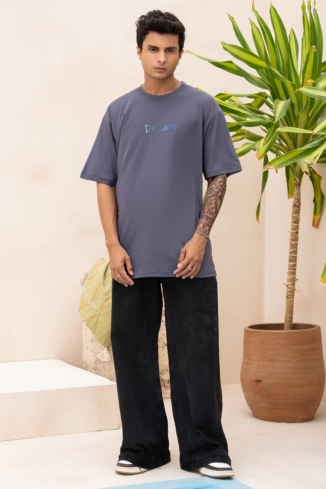 Relax Graphic T-Shirt - X227