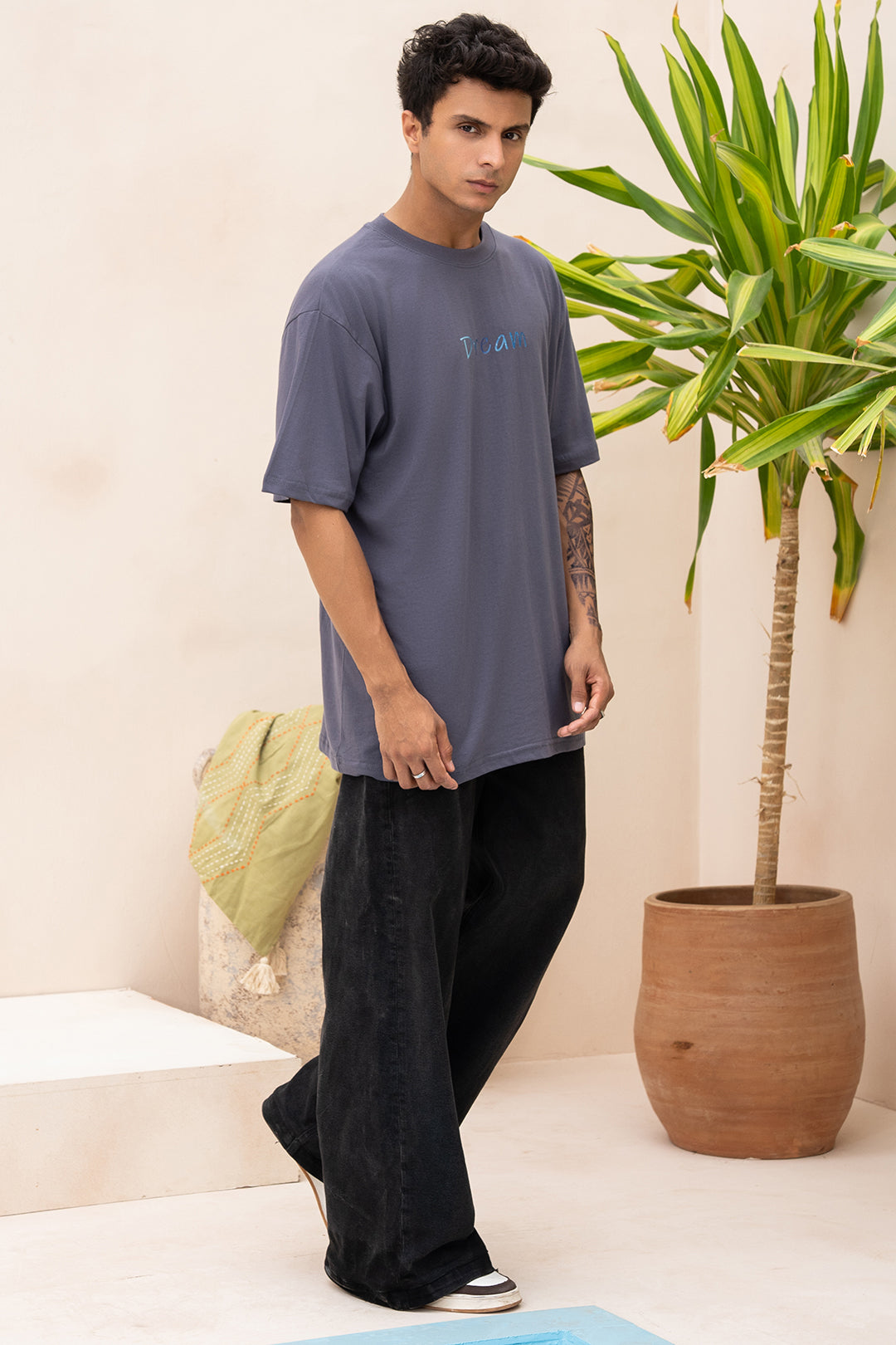 Relax Graphic T-Shirt - X227