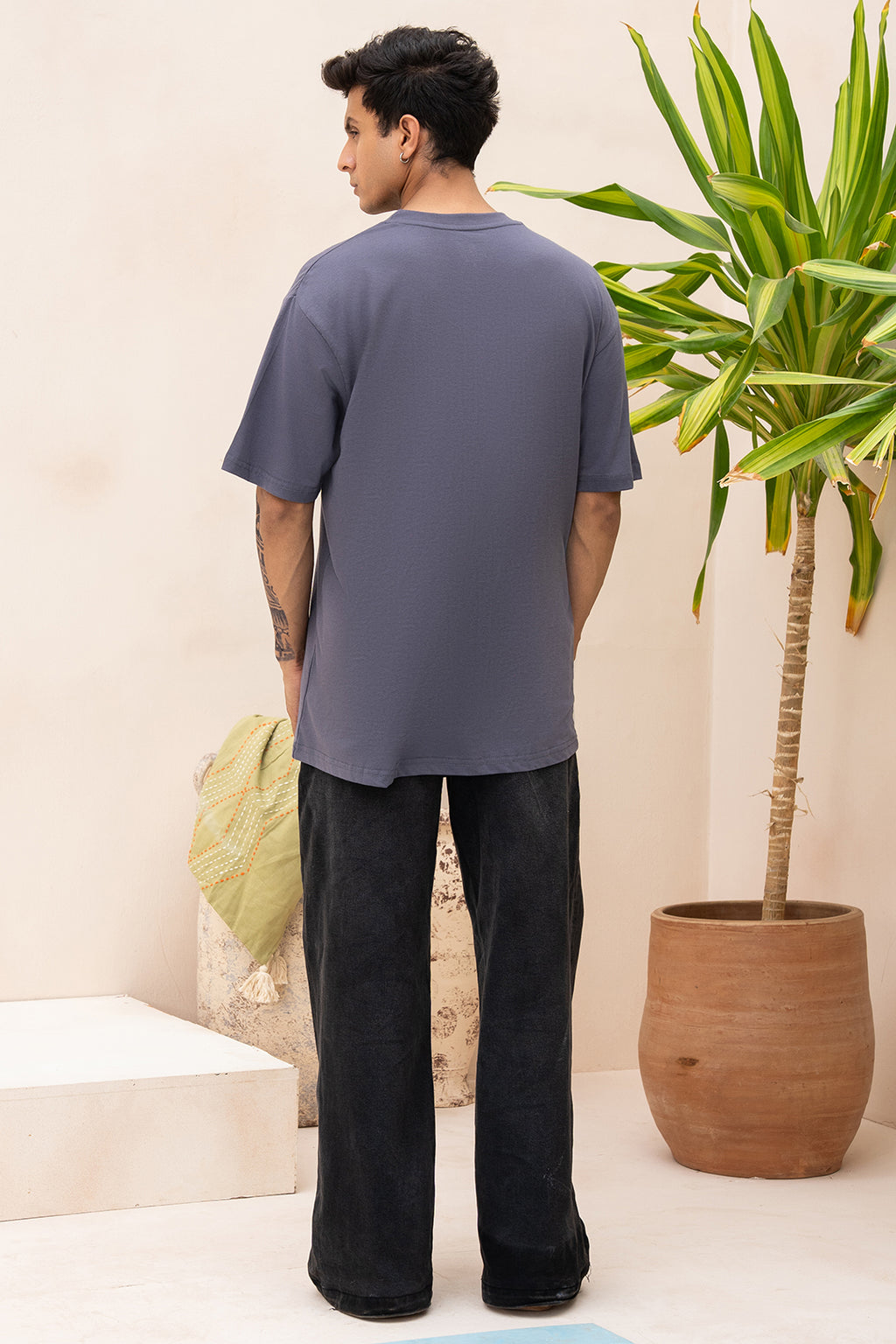 Relax Graphic T-Shirt - X227