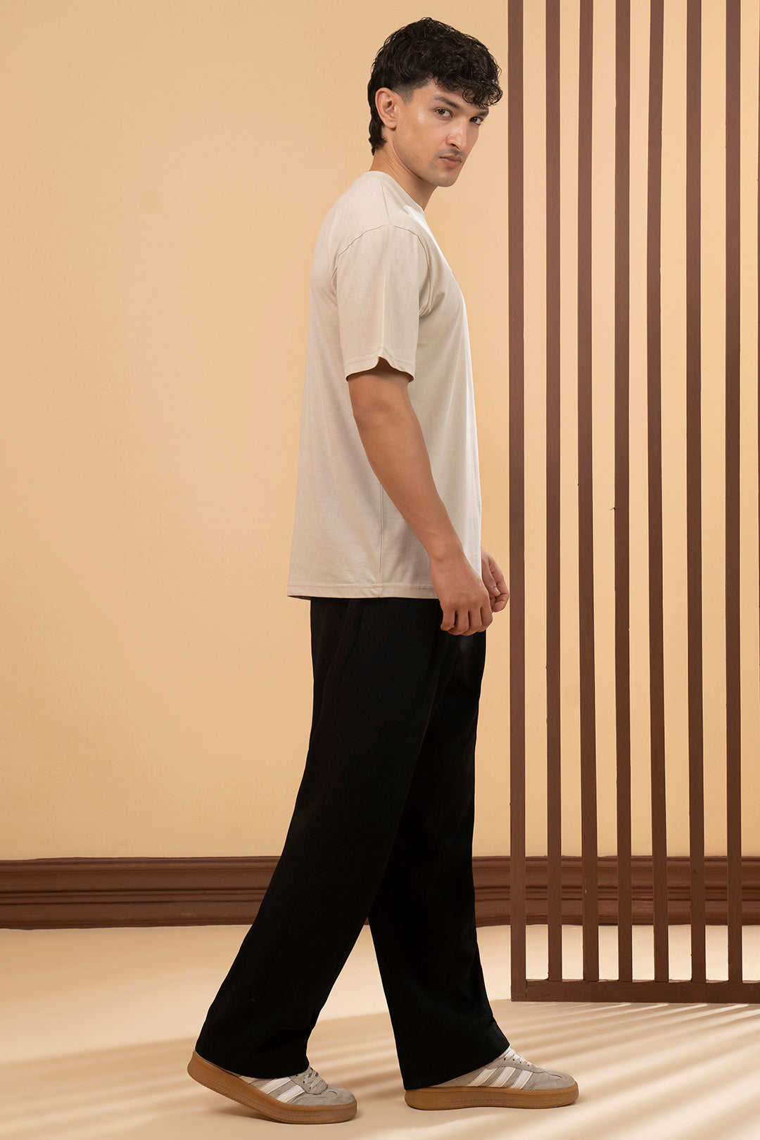 Relax Graphic T-Shirt - X237