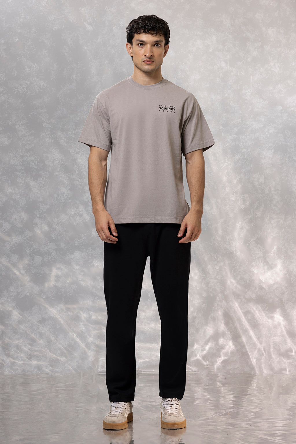 Relax Graphic T-Shirt - X319
