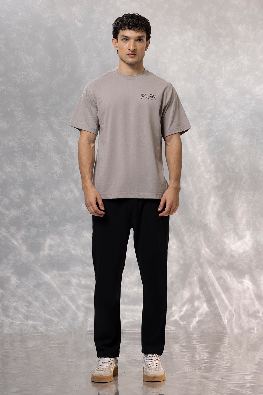 Relax Graphic T-Shirt - X319
