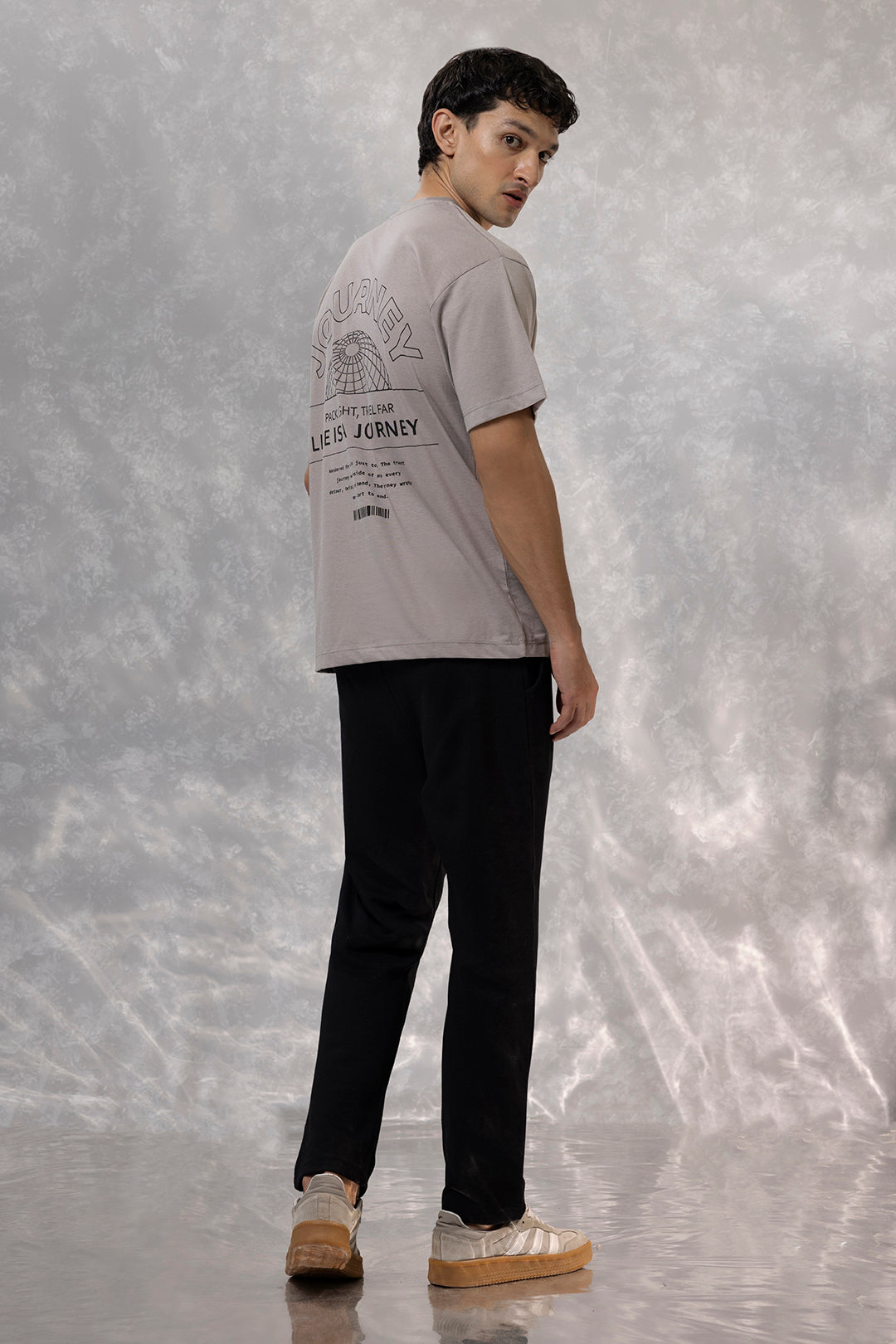 Relax Graphic T-Shirt - X319
