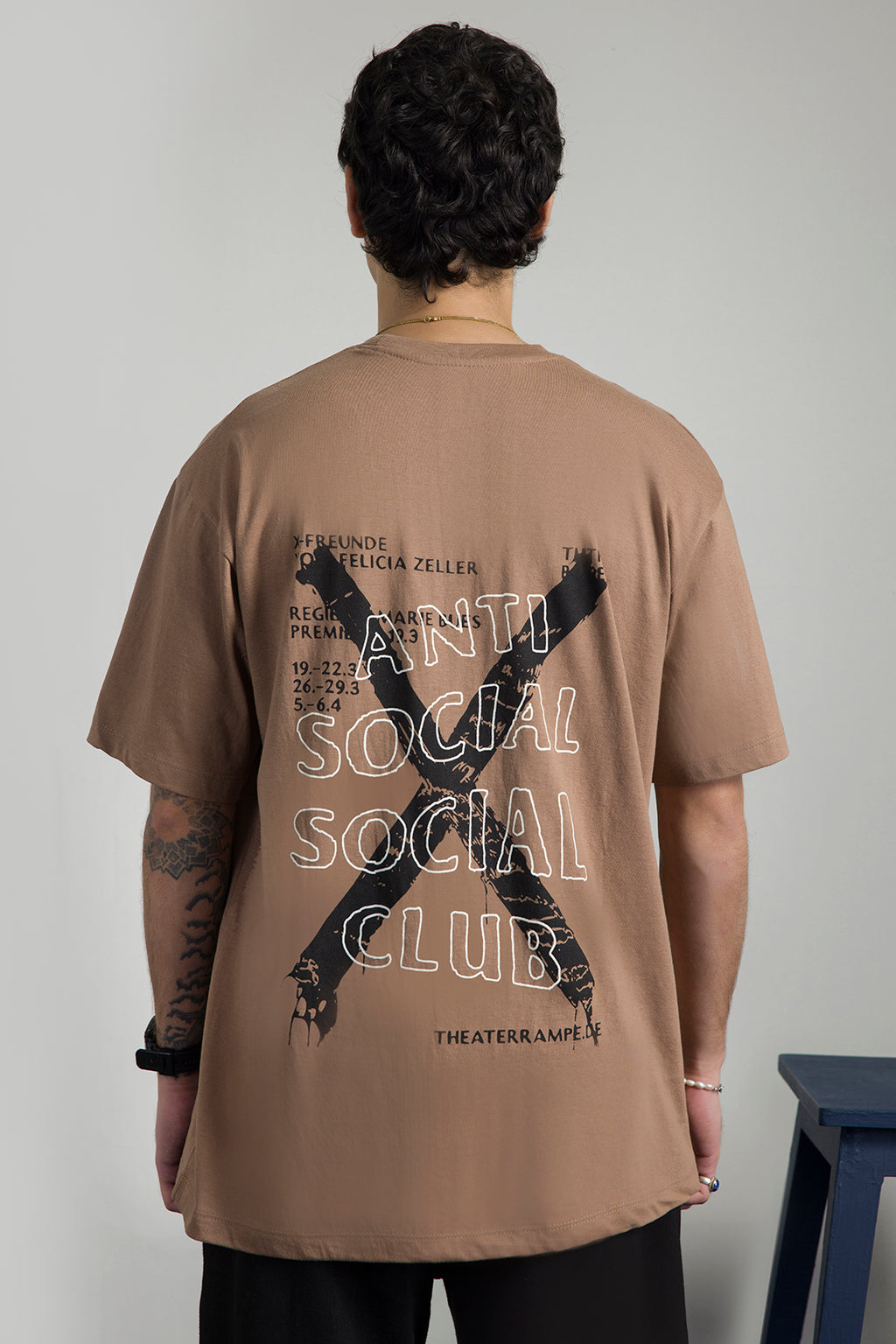 Relax Graphic T-Shirt - X340