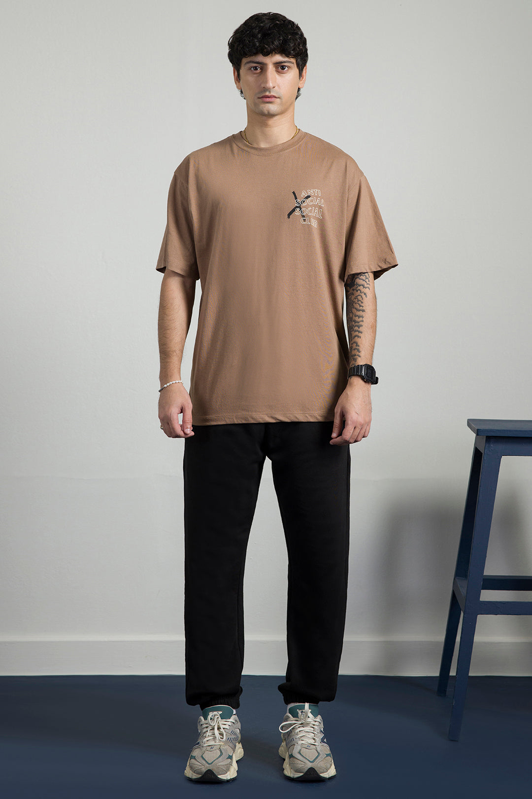 Relax Graphic T-Shirt - X340