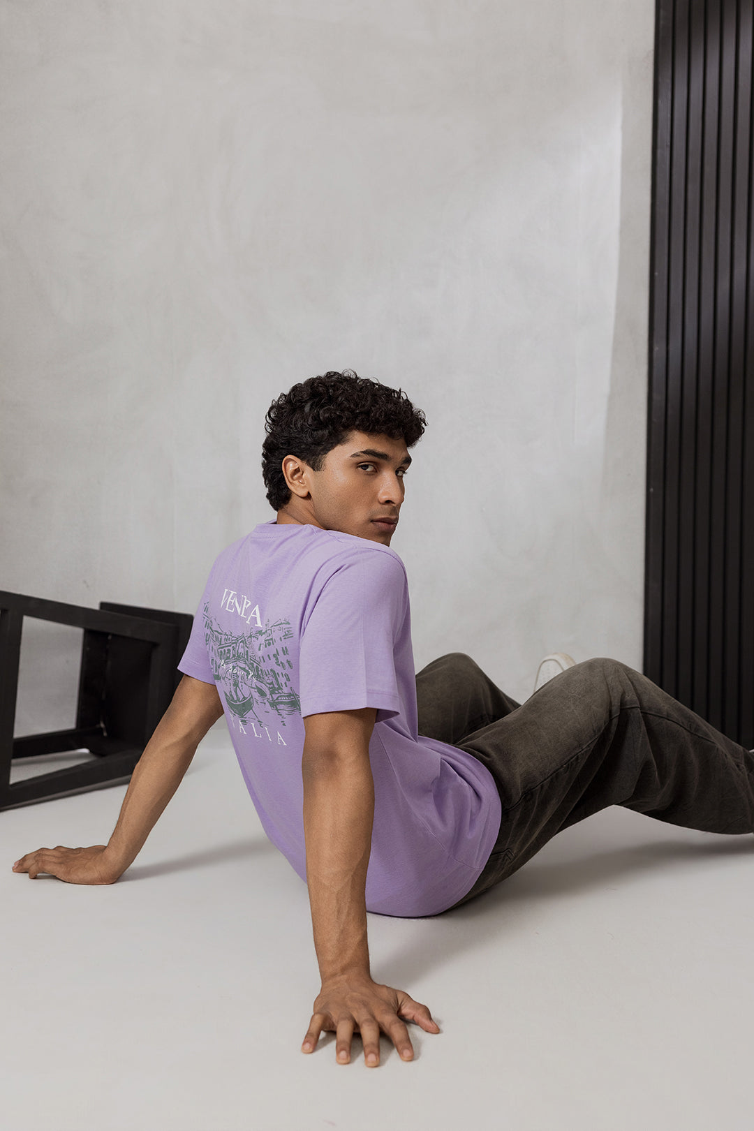 Relax Graphic T-Shirt - X344