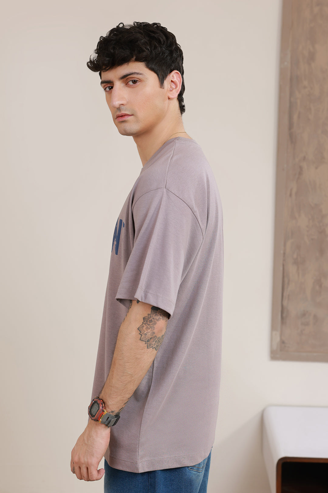 Relax Graphic T-Shirt - X380