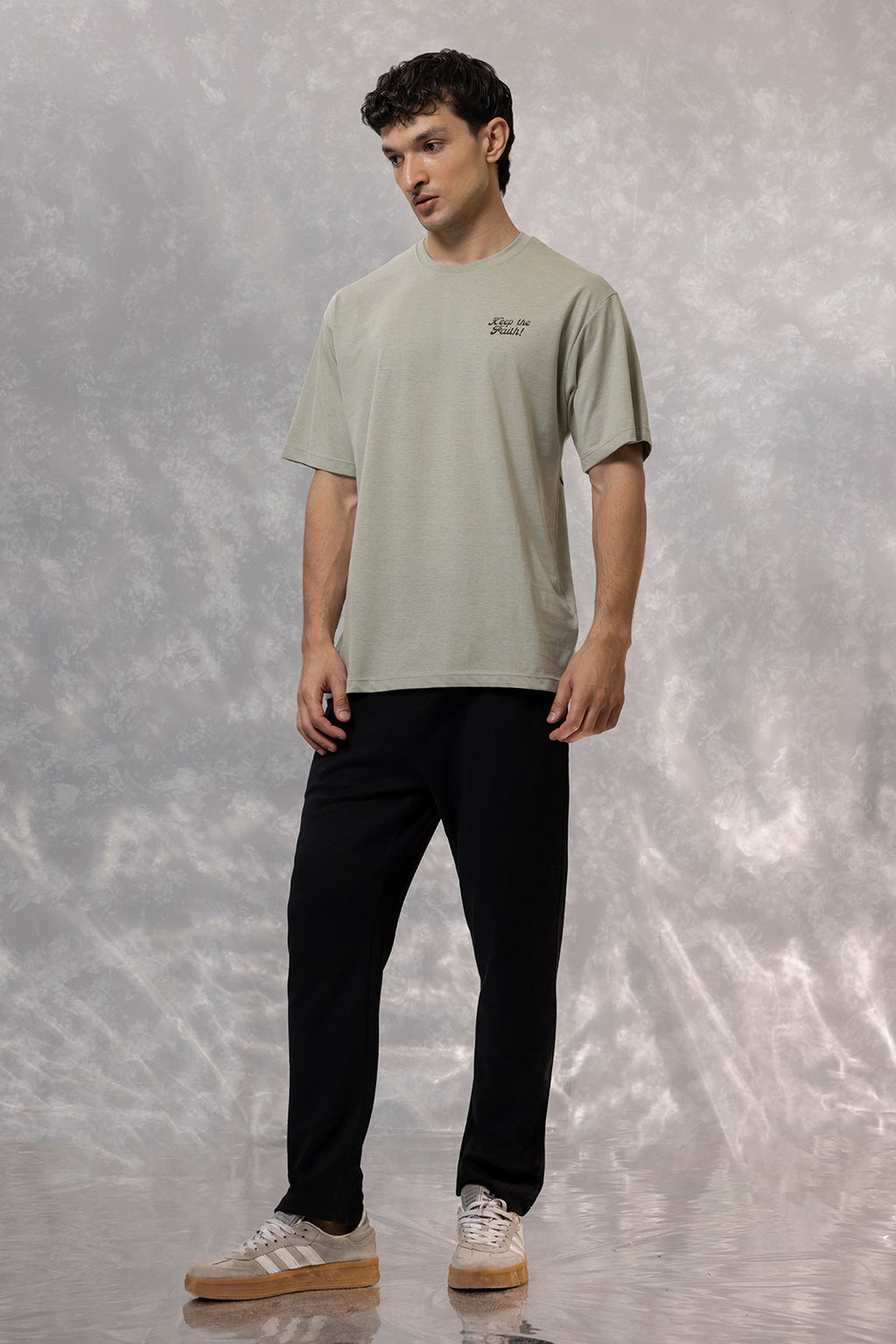 Relax Graphic T-Shirt - X383