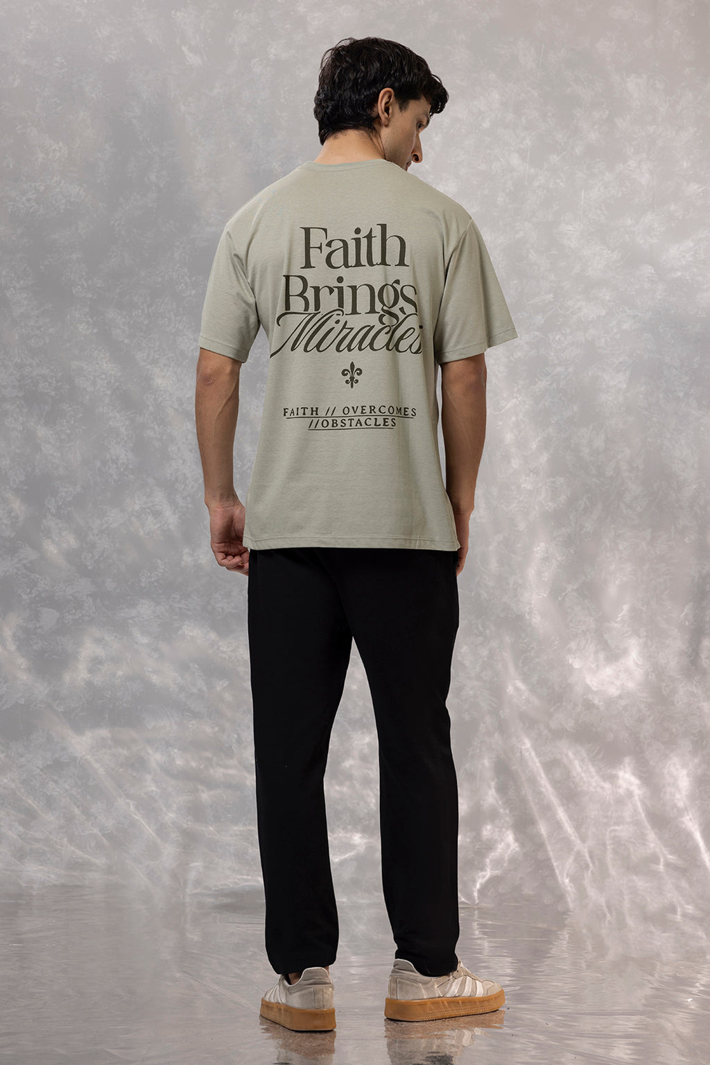 Relax Graphic T-Shirt - X383