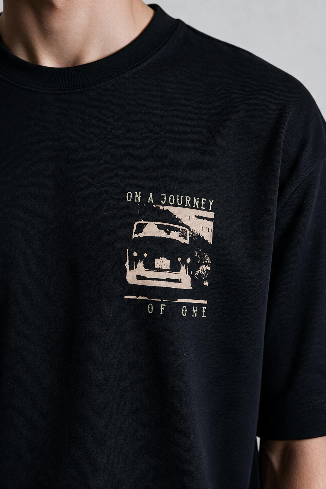 Oversized Graphic T-Shirt - D002