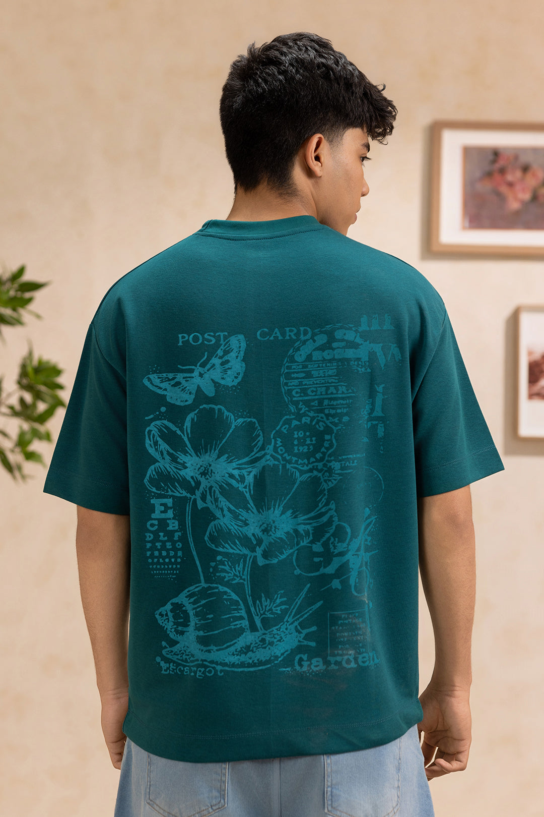 Oversized Graphic T-Shirt - D006