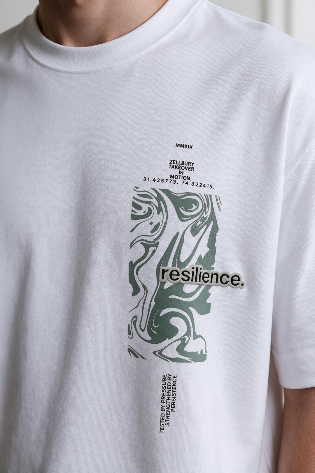 Oversized Graphic T-Shirt - D112