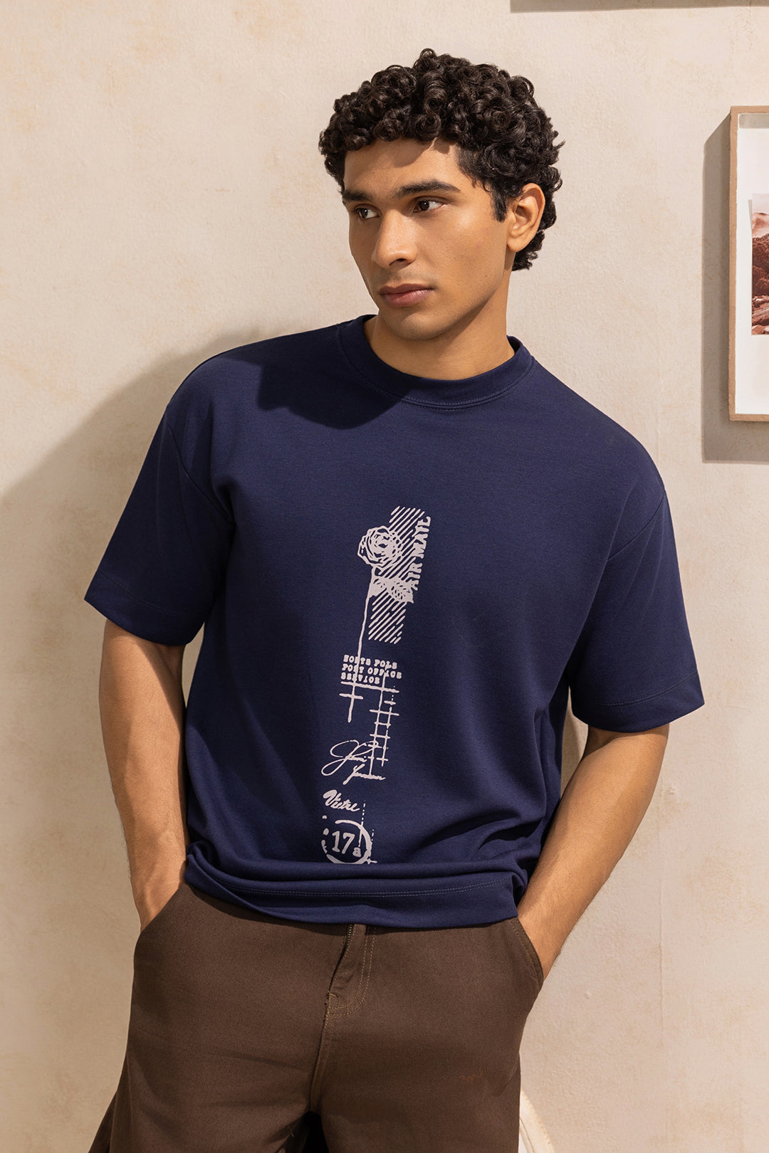 Oversized Graphic T-Shirt - D021