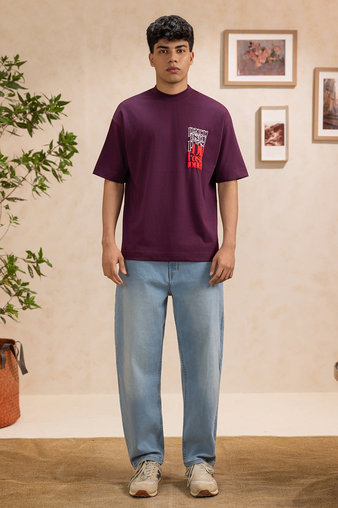 Oversized Graphic T-Shirt - D037