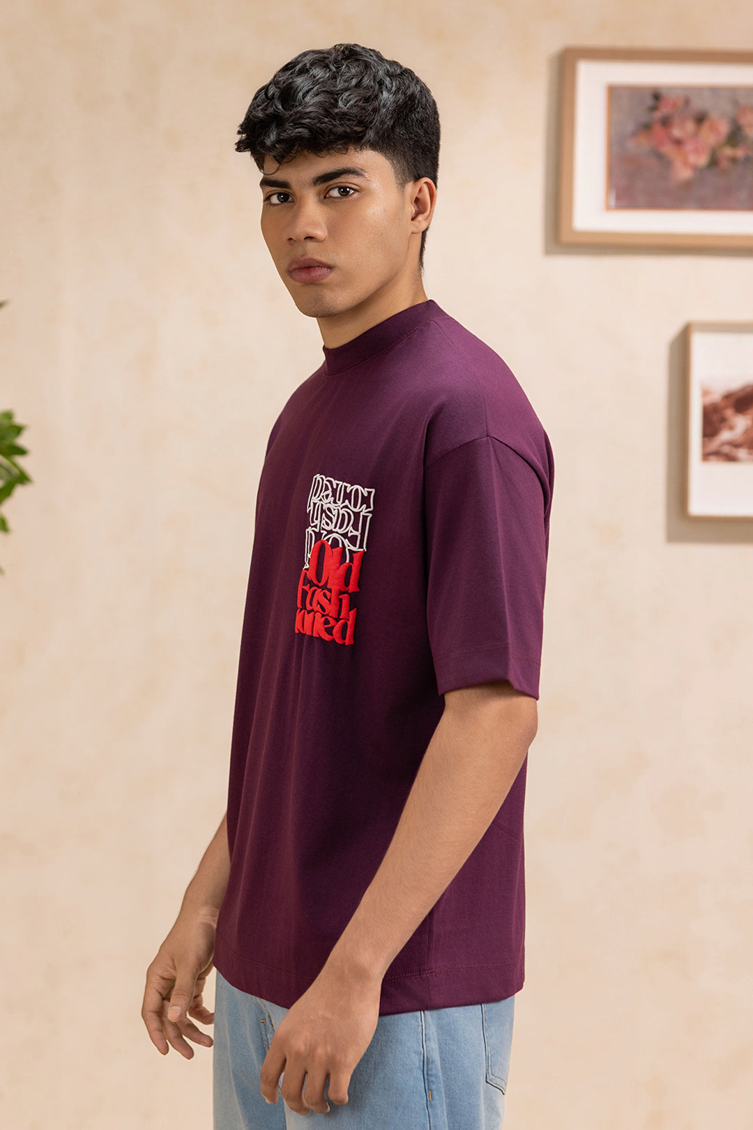 Oversized Graphic T-Shirt - D037