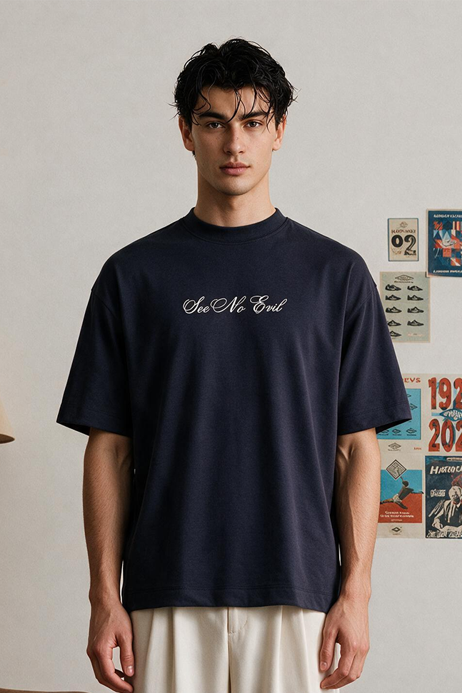 Oversized Graphic T-Shirt - D130