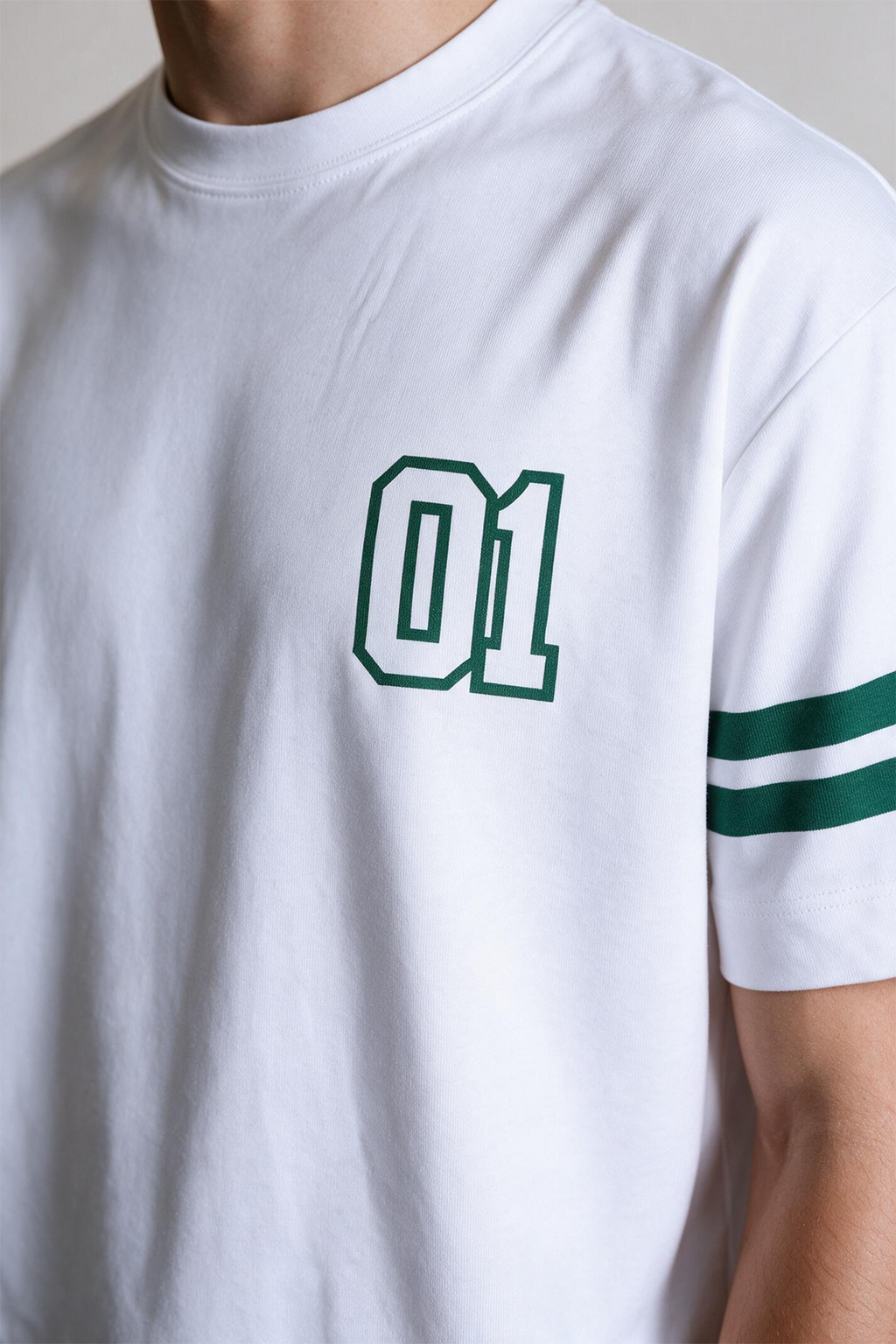 Oversized Graphic T-Shirt - D115