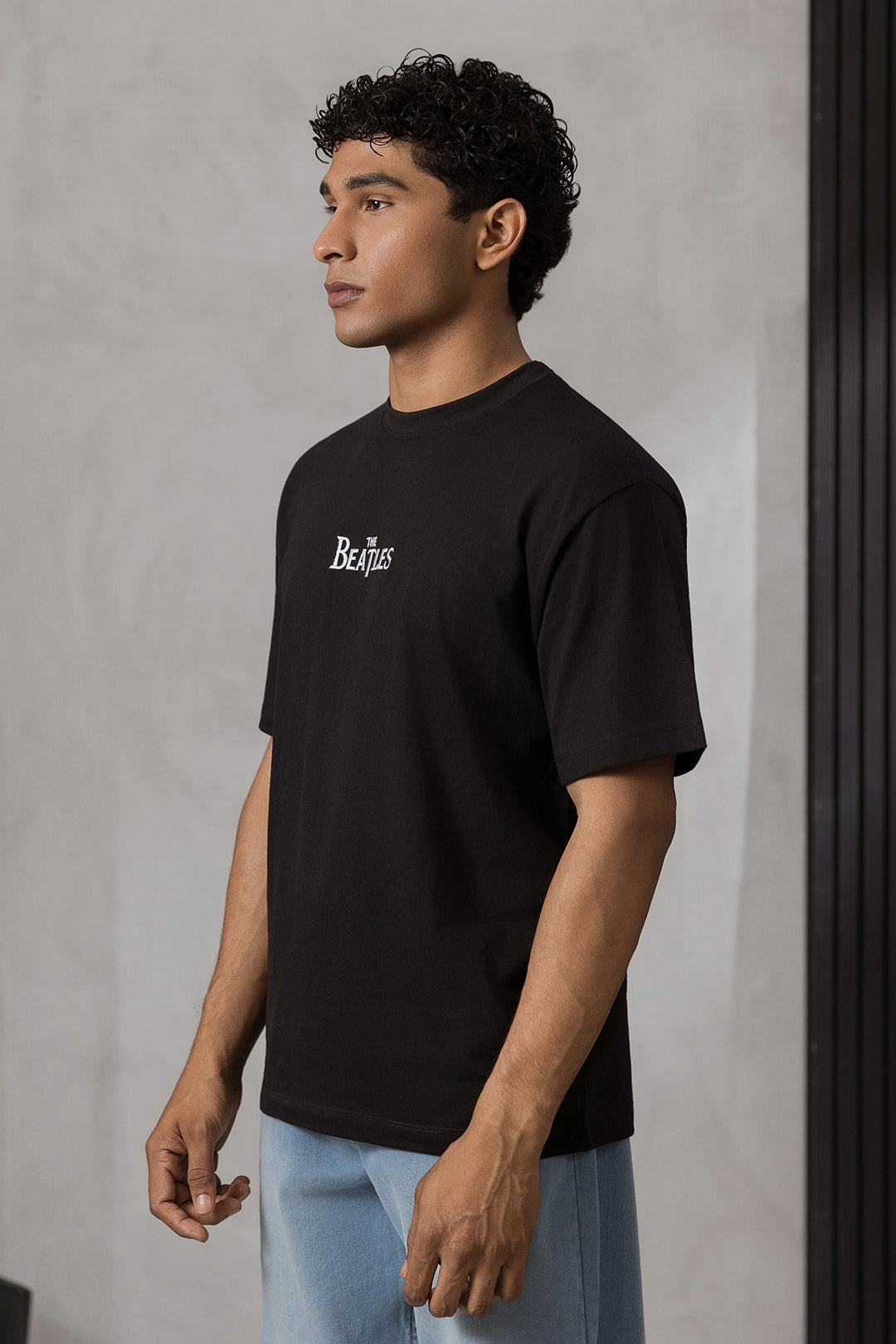 Relax Graphic T-Shirt - X004