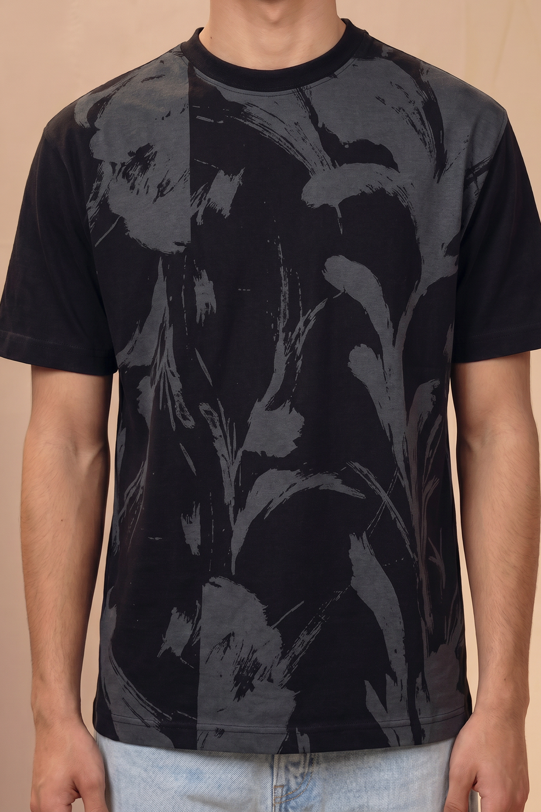 Relax Graphic T-Shirt - X007