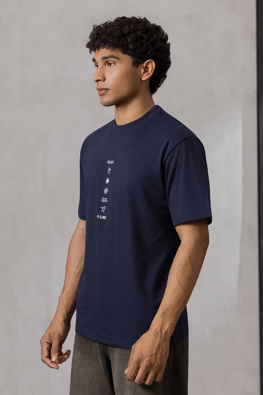 Relax Graphic T-Shirt - X019